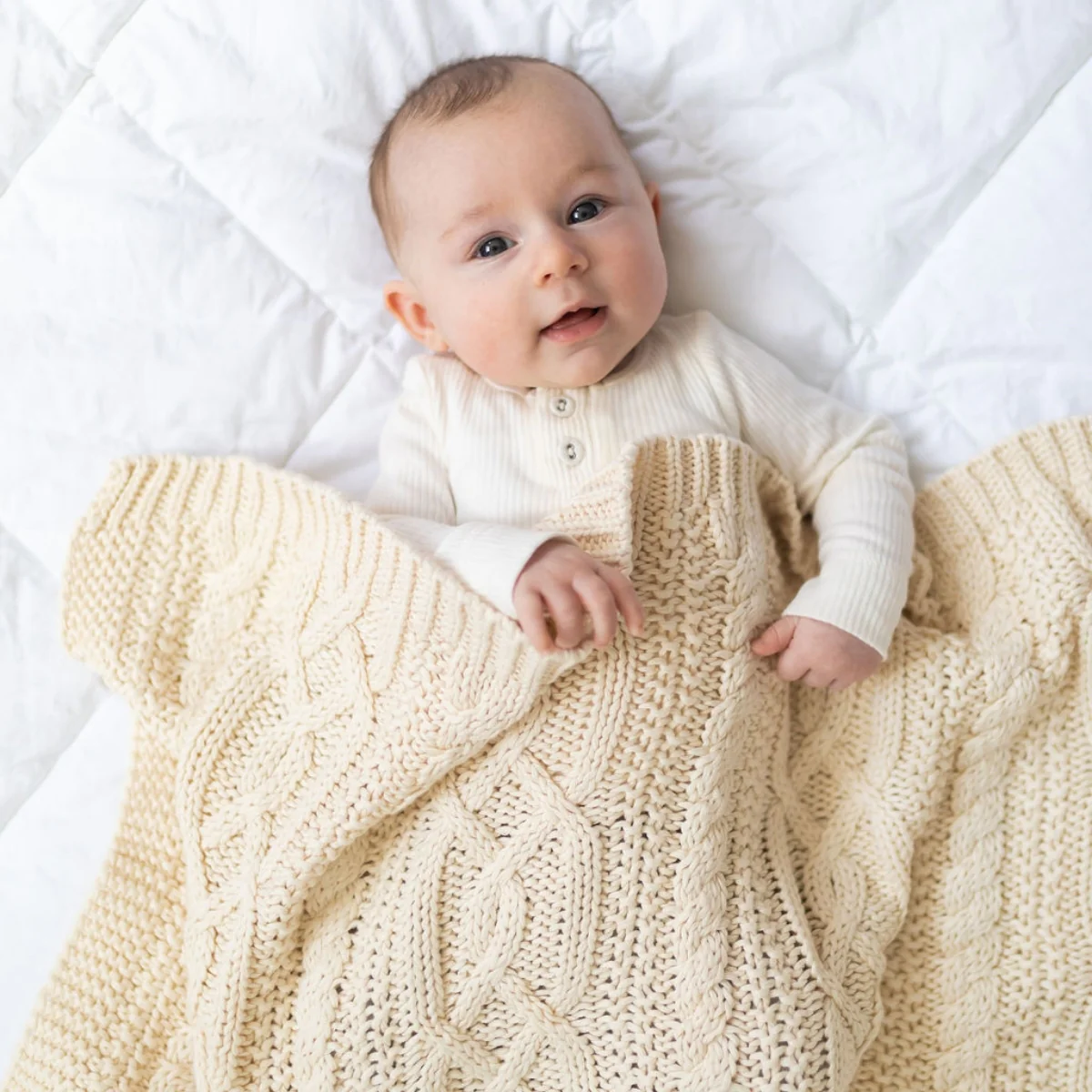 Di Lusso Reilly Cable Knit Blanket Natural