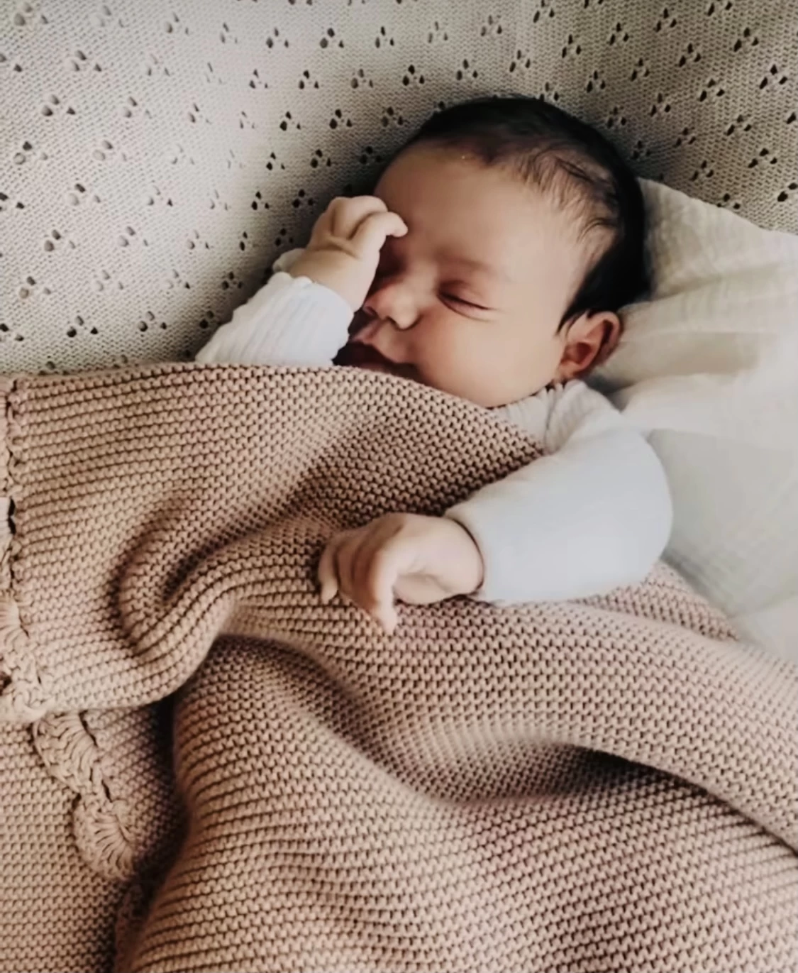 Mini & Me Shell Baby Blanket Blush - Image 4