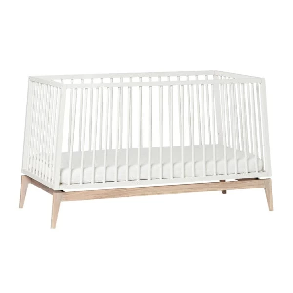 Leander Luna Cot