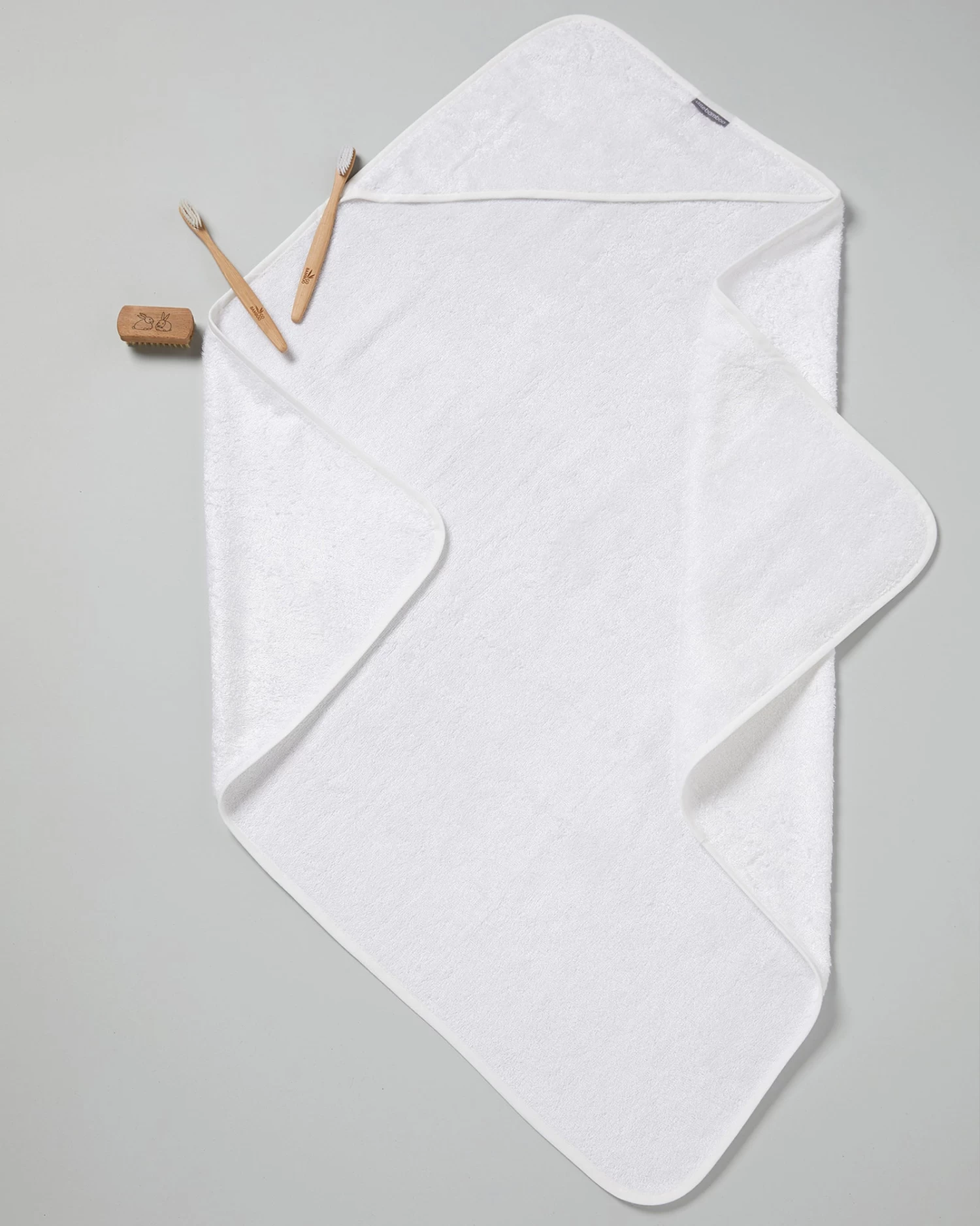 Little Bamboo Hooded Towel - Image 2