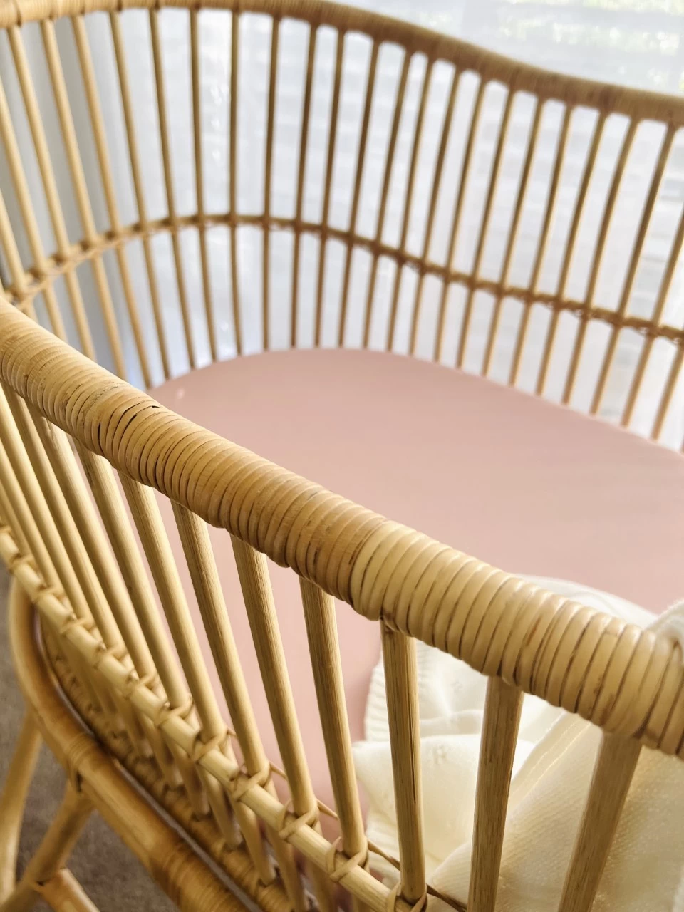 Mini & Me Organic Fitted Bassinet Sheet Blush - Image 2