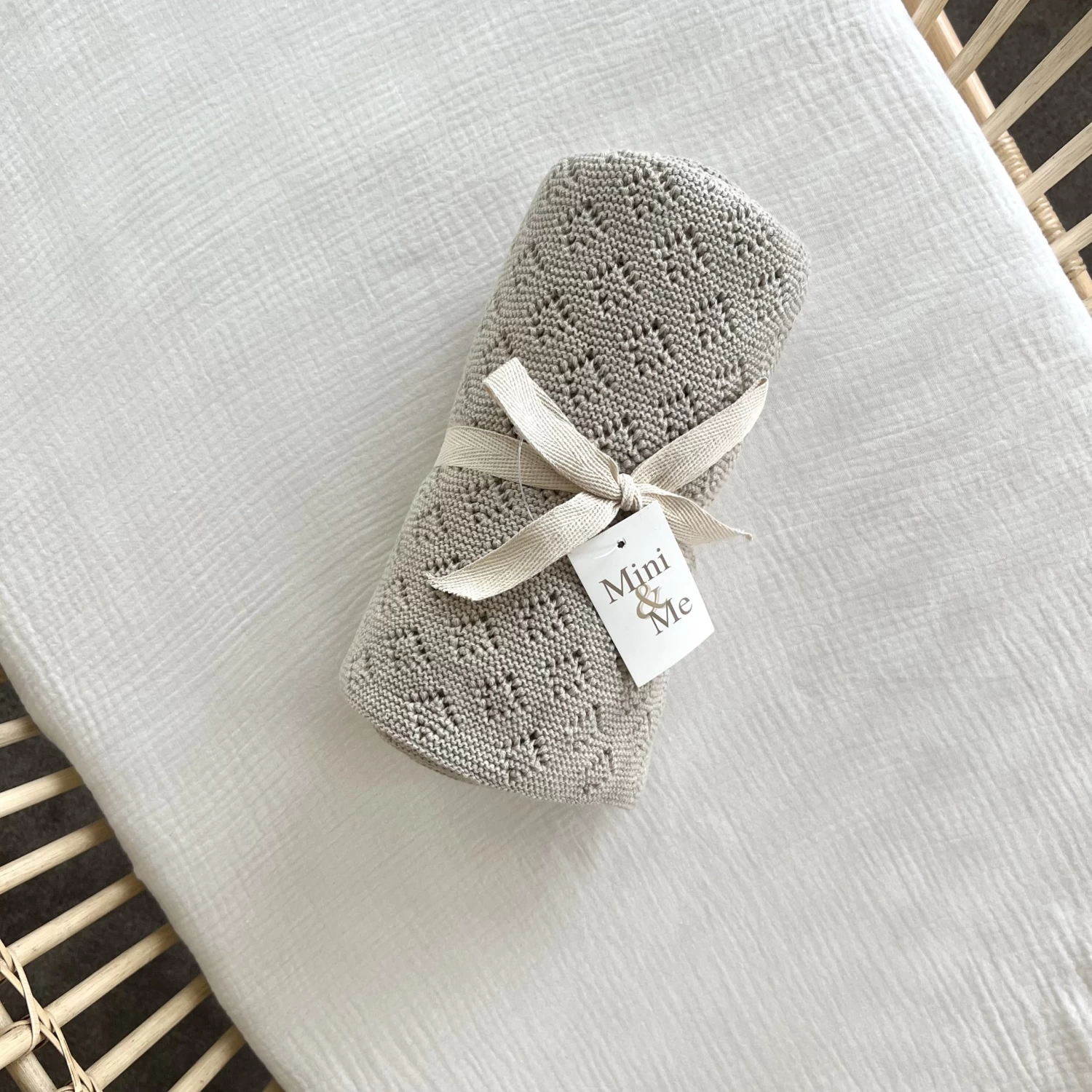 Mini & Me Diamond Knit Blanket Pebble - Image 2