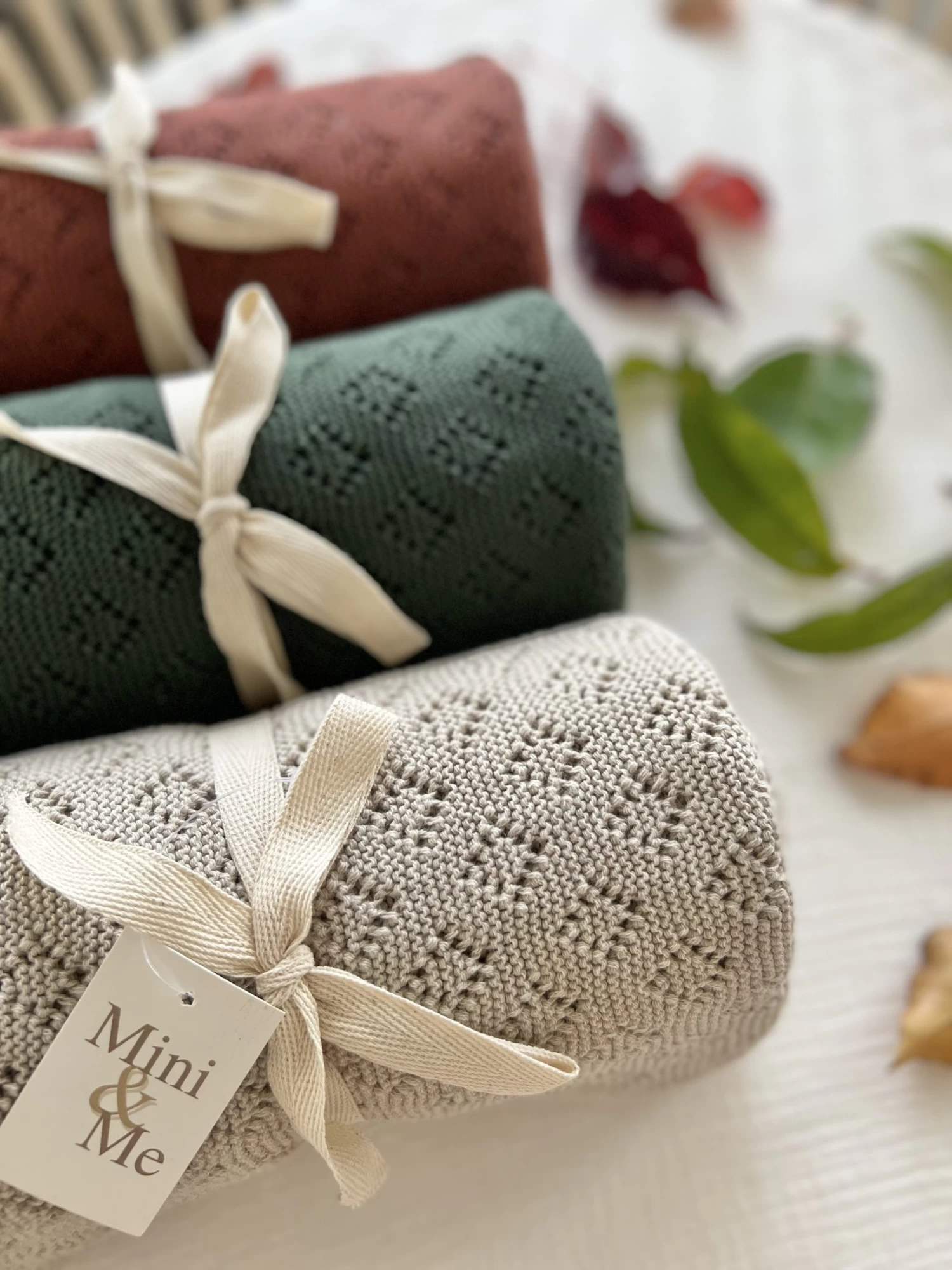 Mini & Me Diamond Knit Blanket Pebble - Image 3