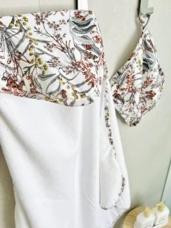 Mini & Me Hooded Towel & Wash Cloth Set Native Garden